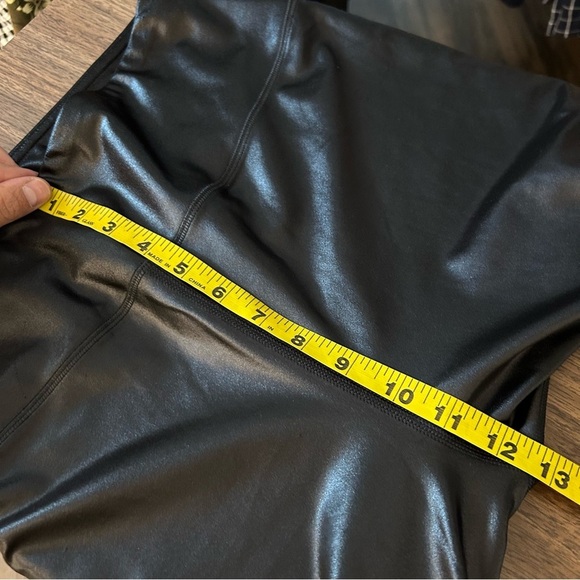 ❤️ NWT maurices Sleek Black Faux Leather Leggings XL - Picture 8 of 10